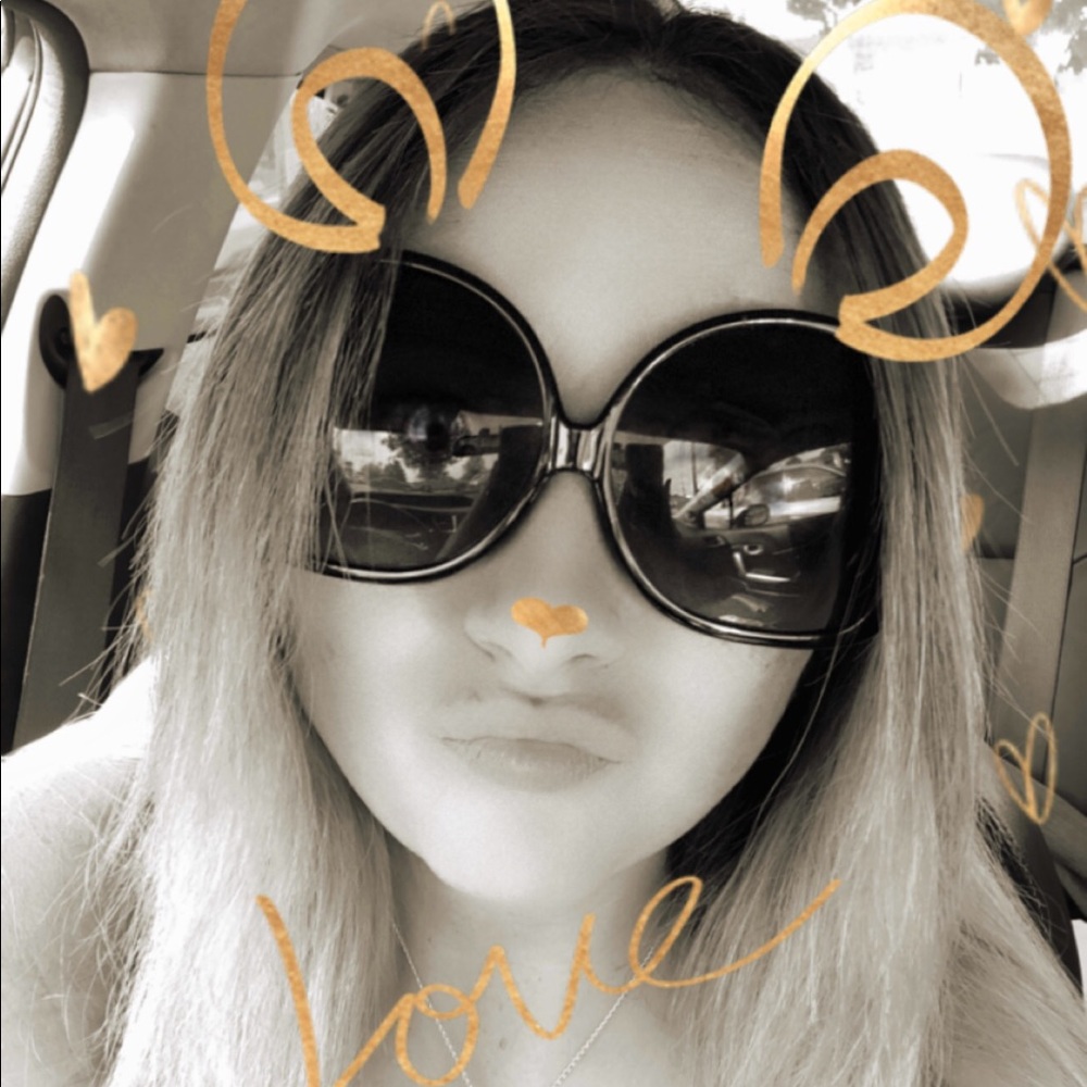 Meet your Posher, Amy